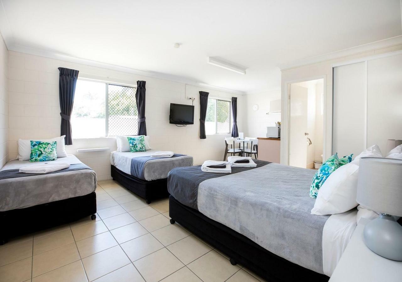 Banjo Paterson Motor Inn Таунсвил Екстериор снимка