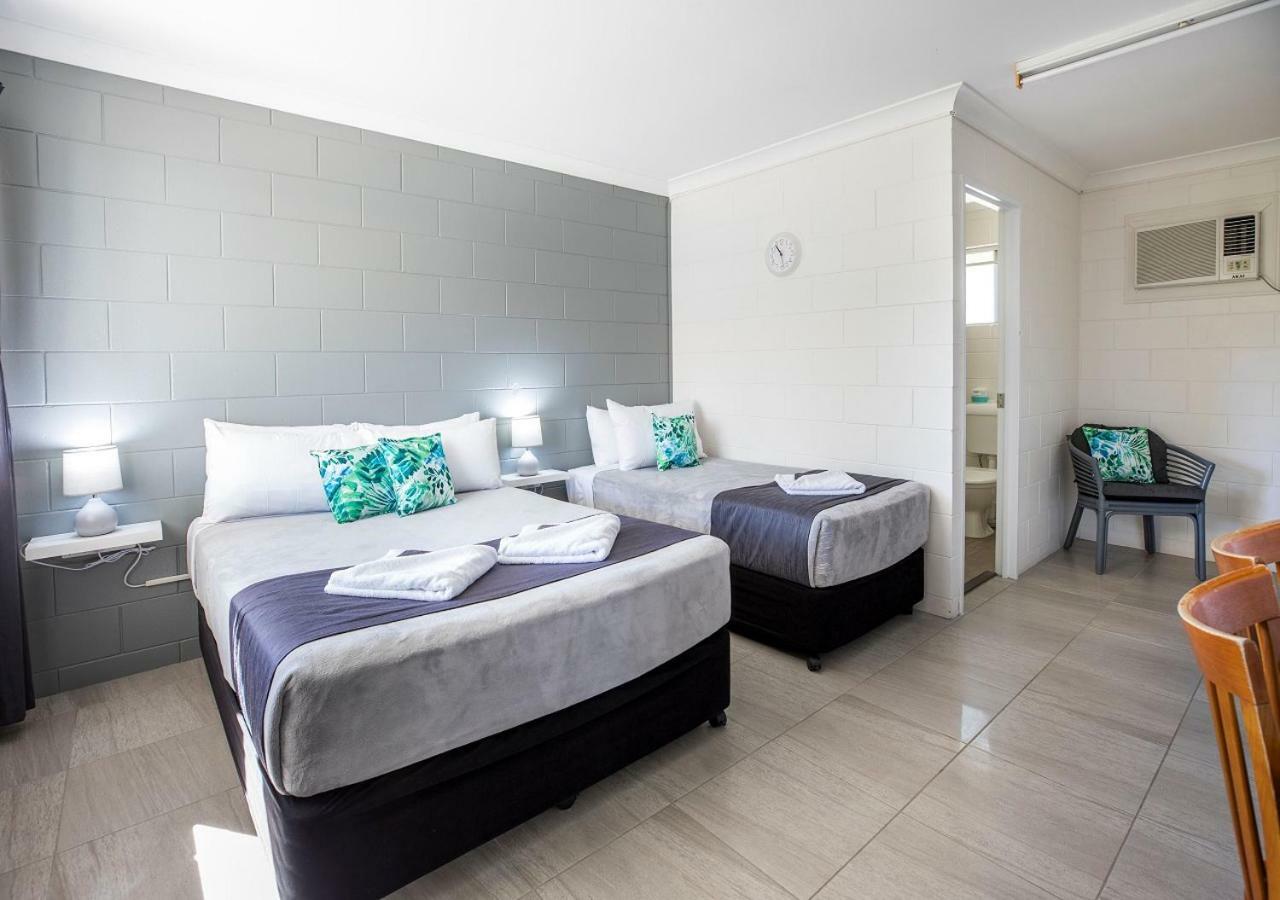 Banjo Paterson Motor Inn Таунсвил Екстериор снимка